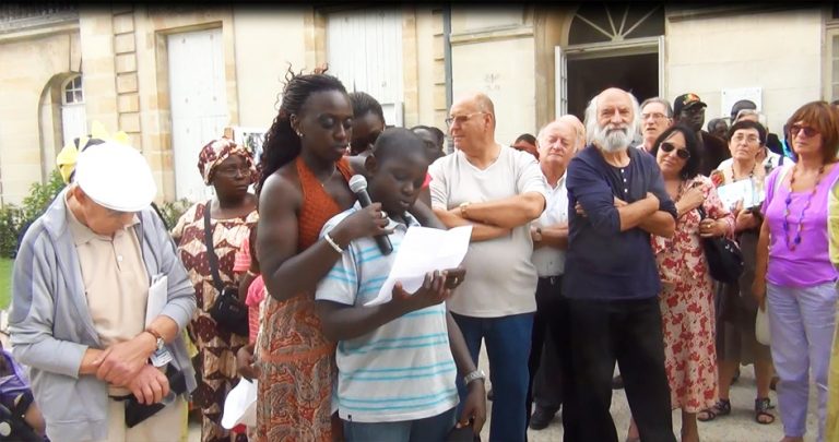 THIBASENEFESTIHOMMAGEMALICKSENE