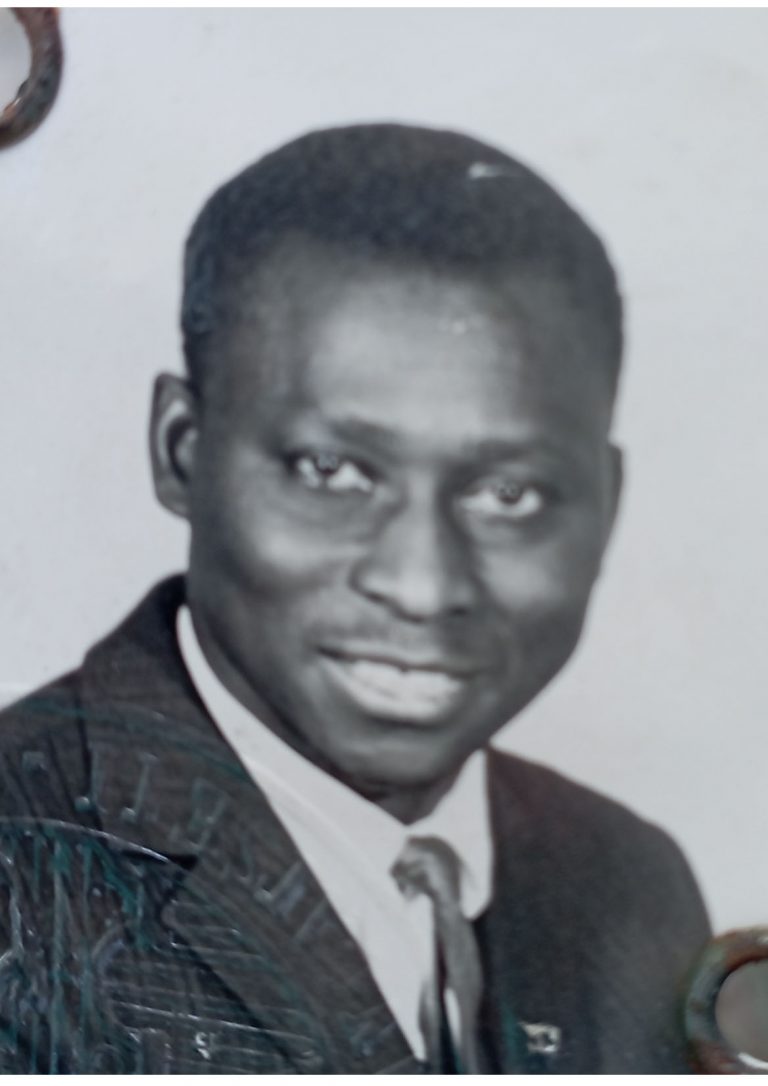 nOUHA tAMBA
